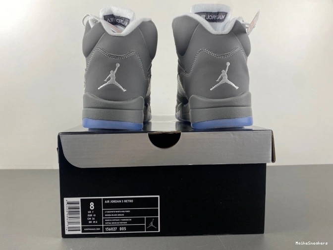 MaikeSneakers Wolf 5 Grey Retro Jordan Air 136027-005 0726